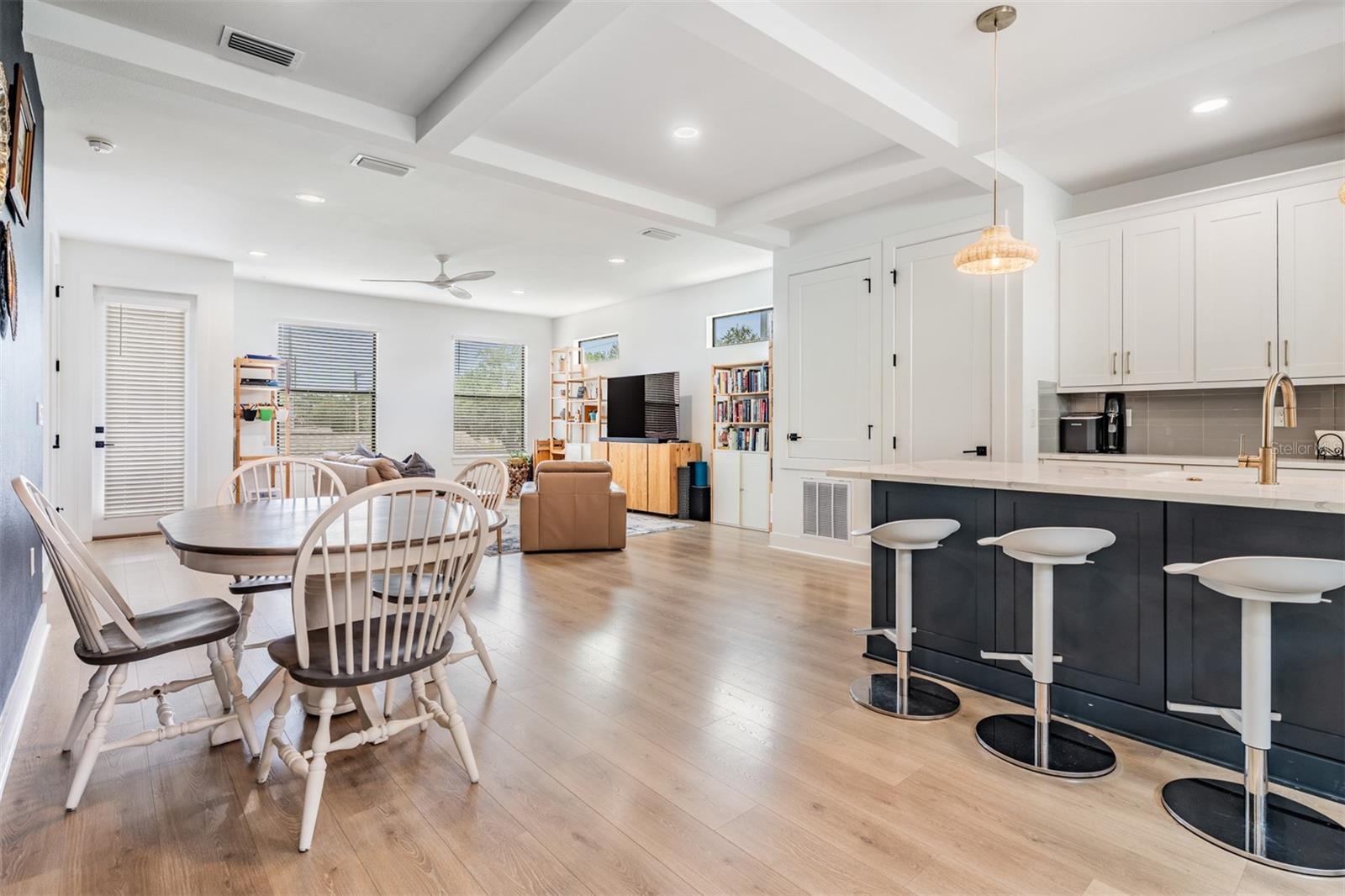 6904 S MACDILL AVE #1