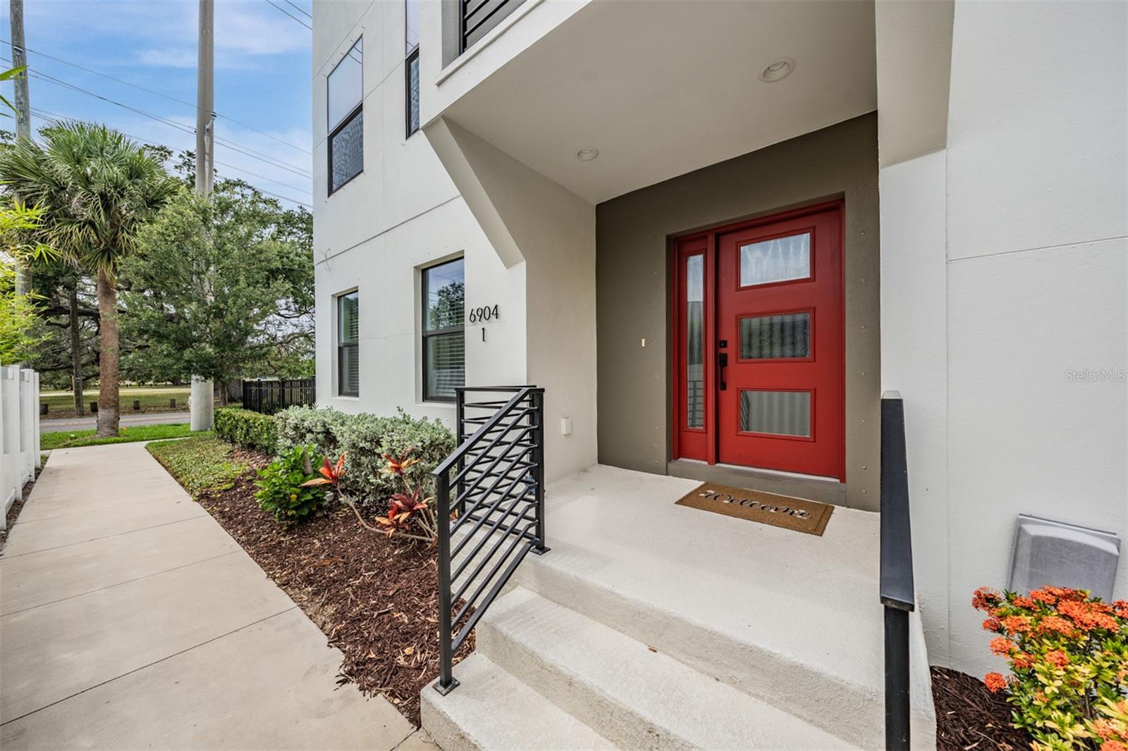 6904 S MACDILL AVE #1