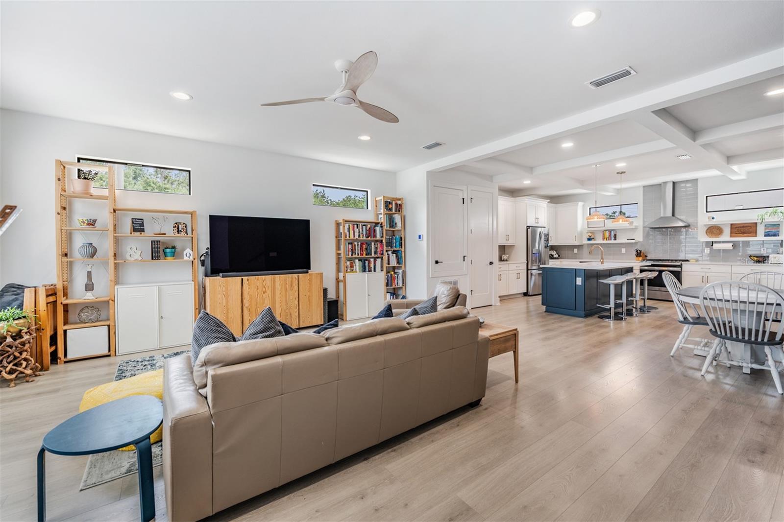 6904 S MACDILL AVE #1