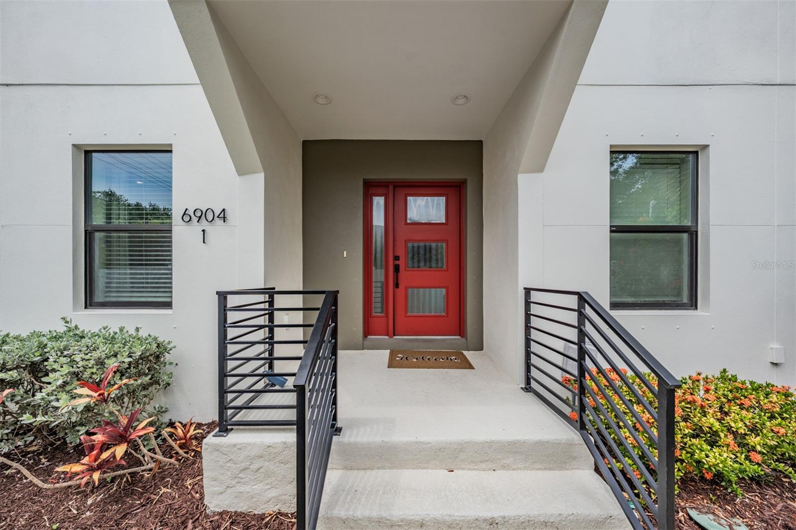 6904 S MACDILL AVE #1