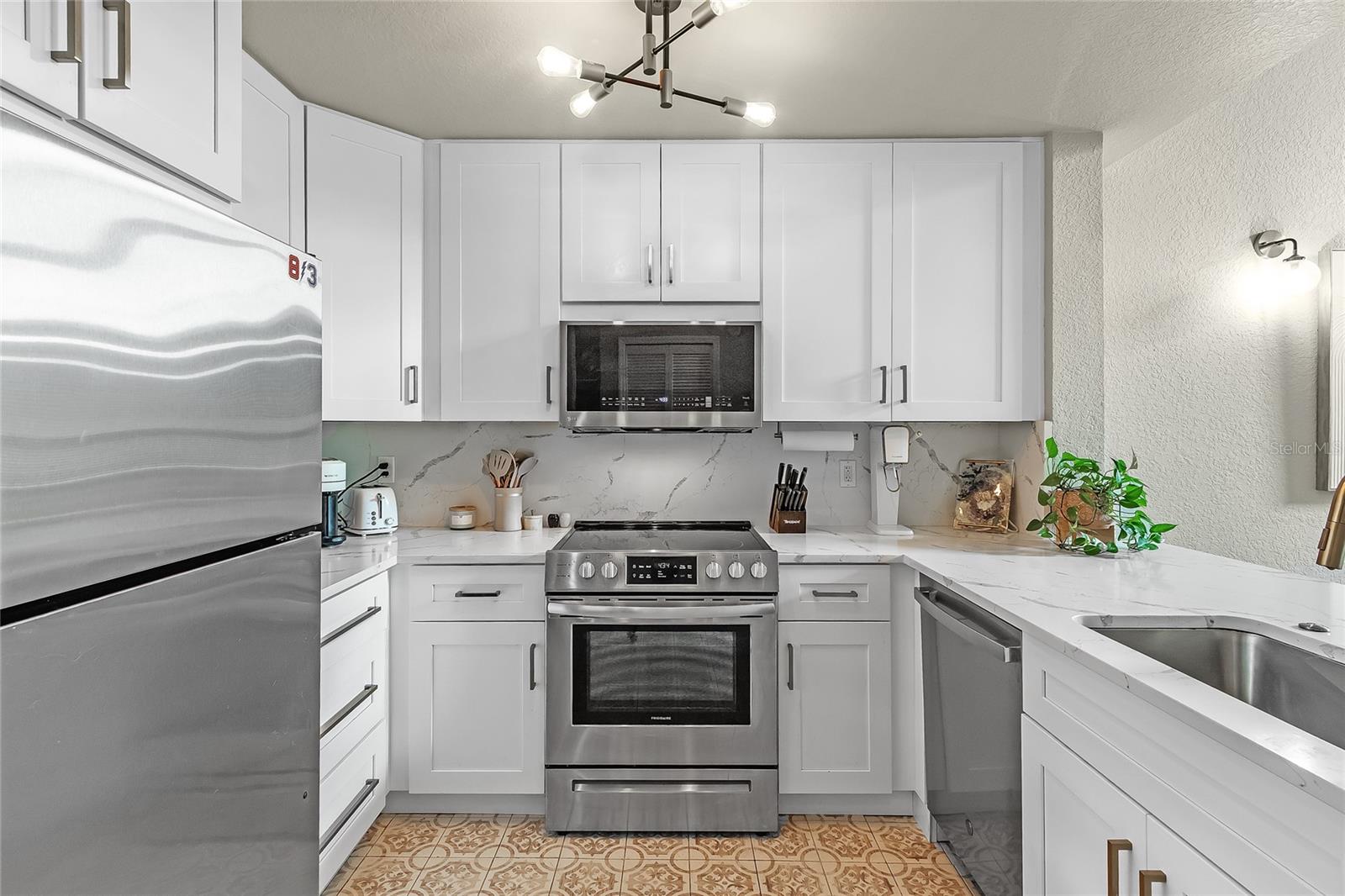 700 S HARBOUR ISLAND BLVD #105