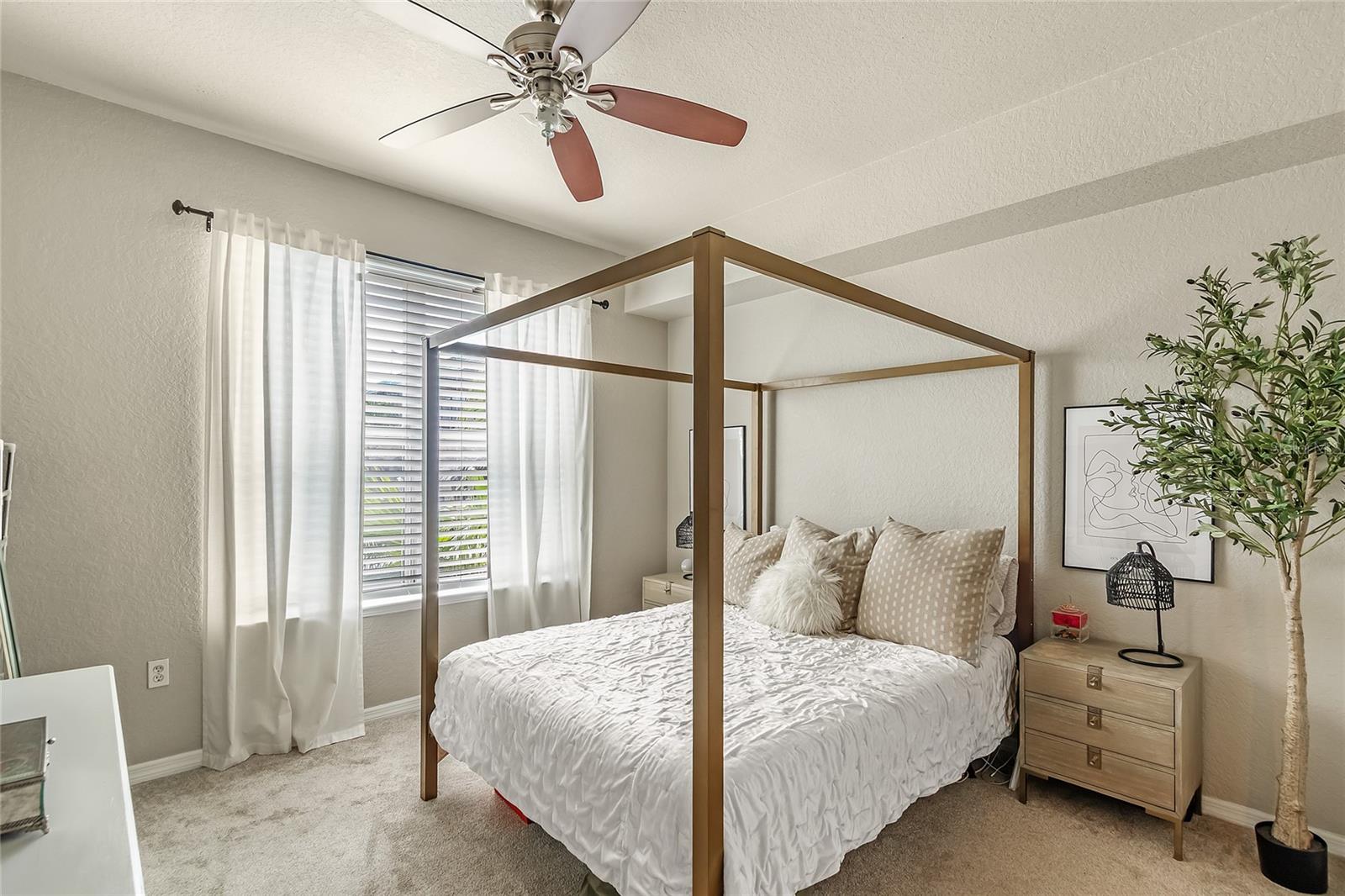 700 S HARBOUR ISLAND BLVD #105