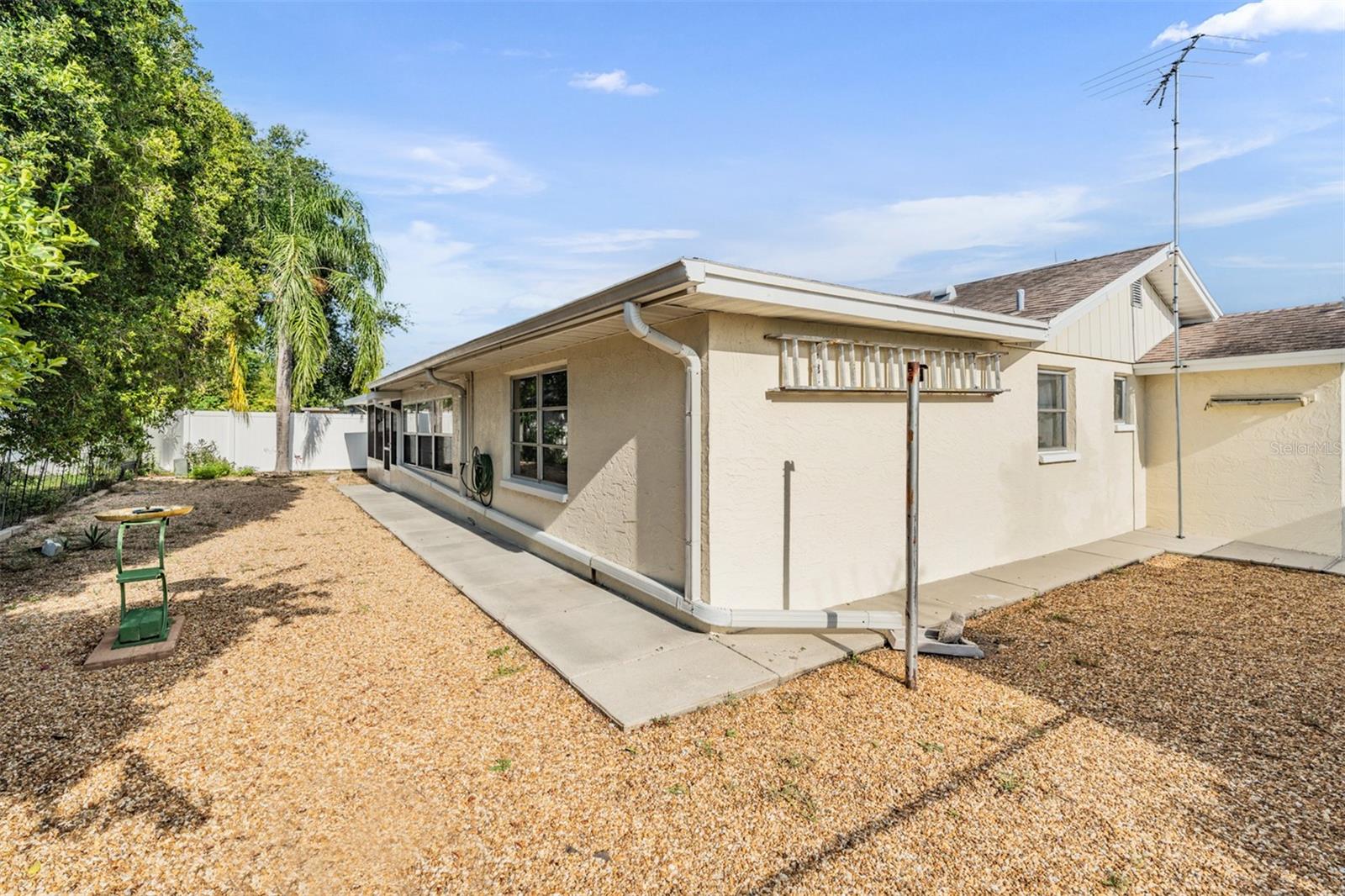 6905 EL CAMINO PALOMA ST