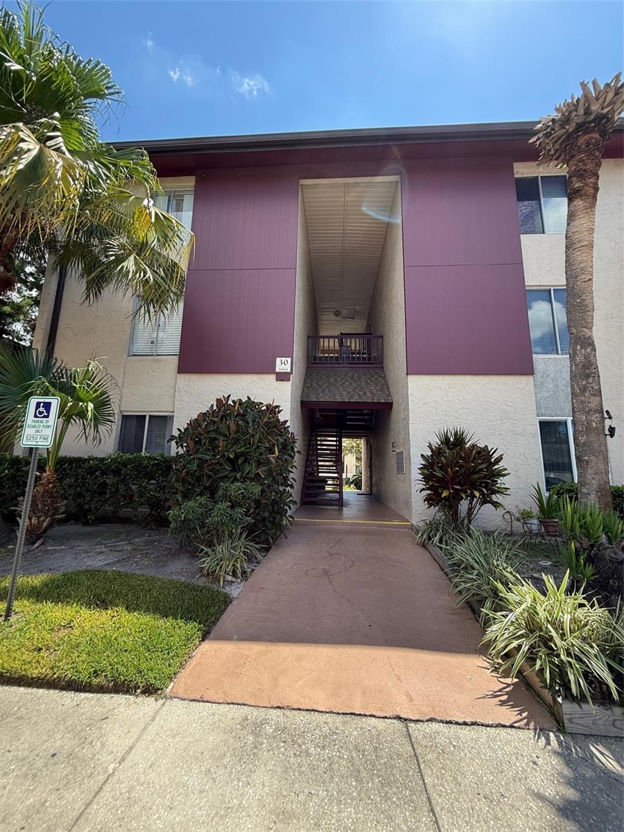 3861 S LAKE DR #151