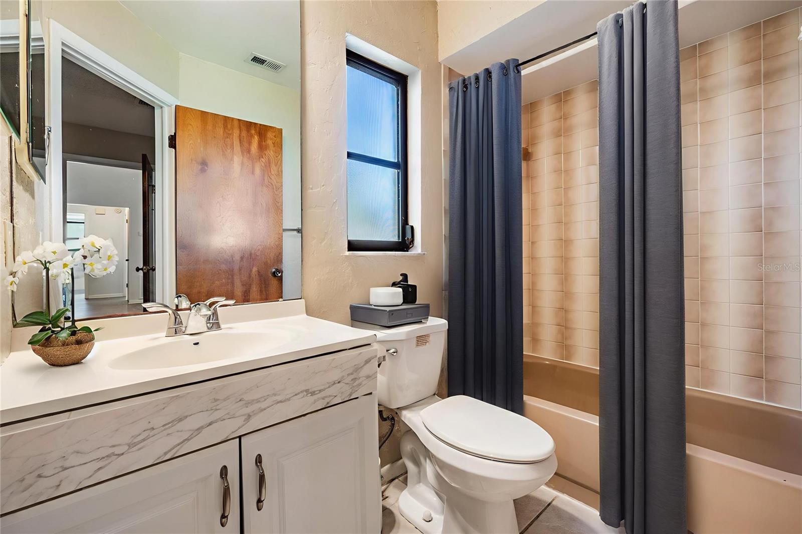 2326 FORREST CREST CIR