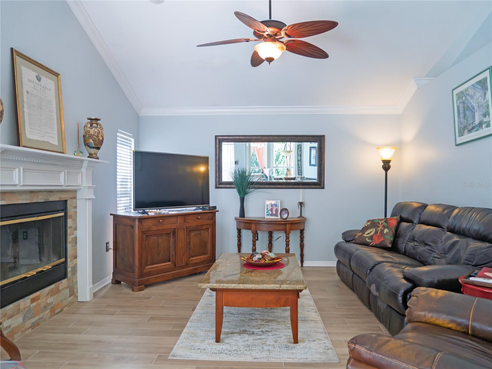 16517 LAKE HEATHER DR