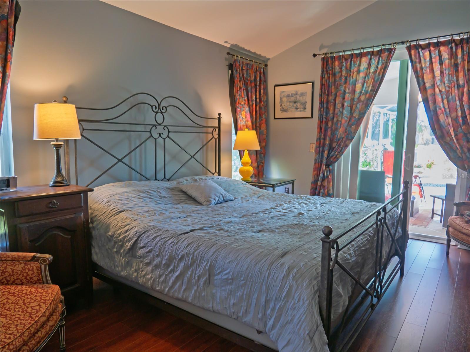 16517 LAKE HEATHER DR