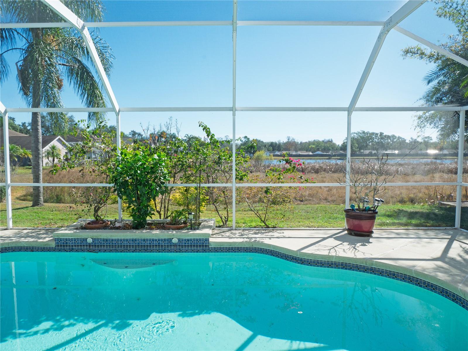 16517 LAKE HEATHER DR