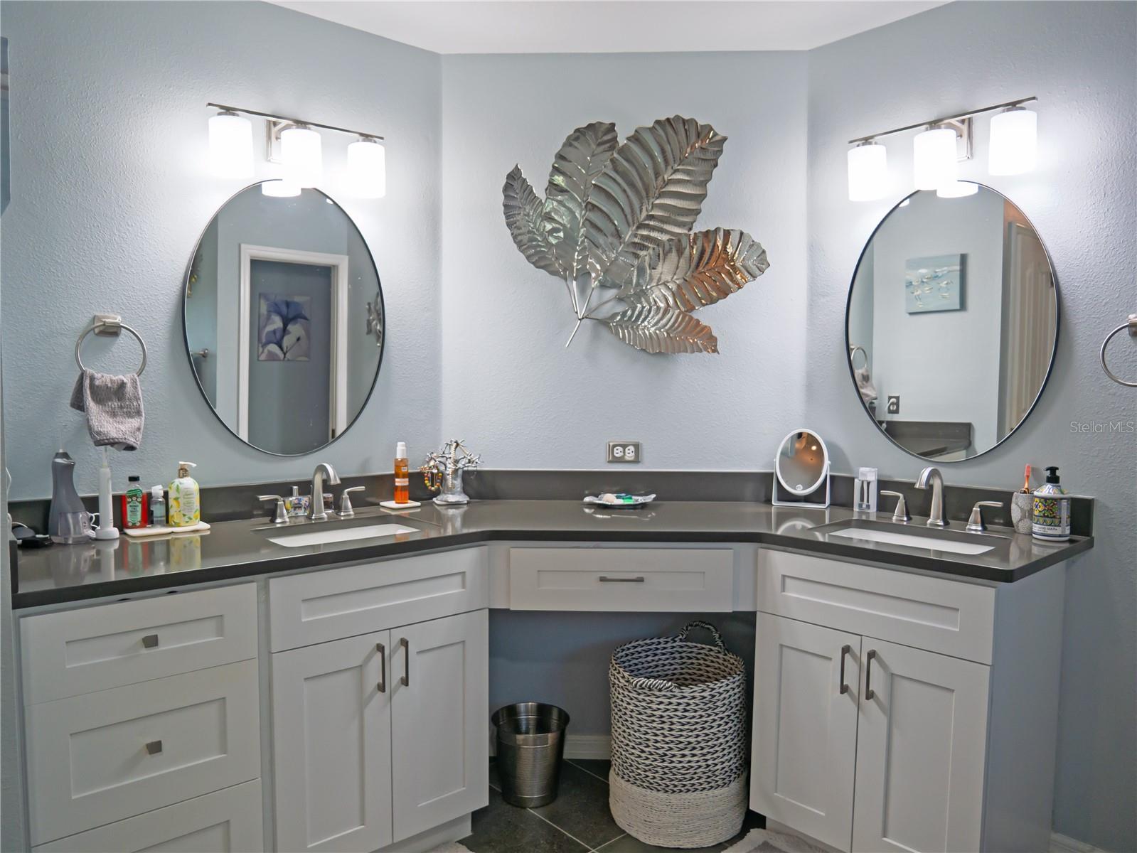 16517 LAKE HEATHER DR