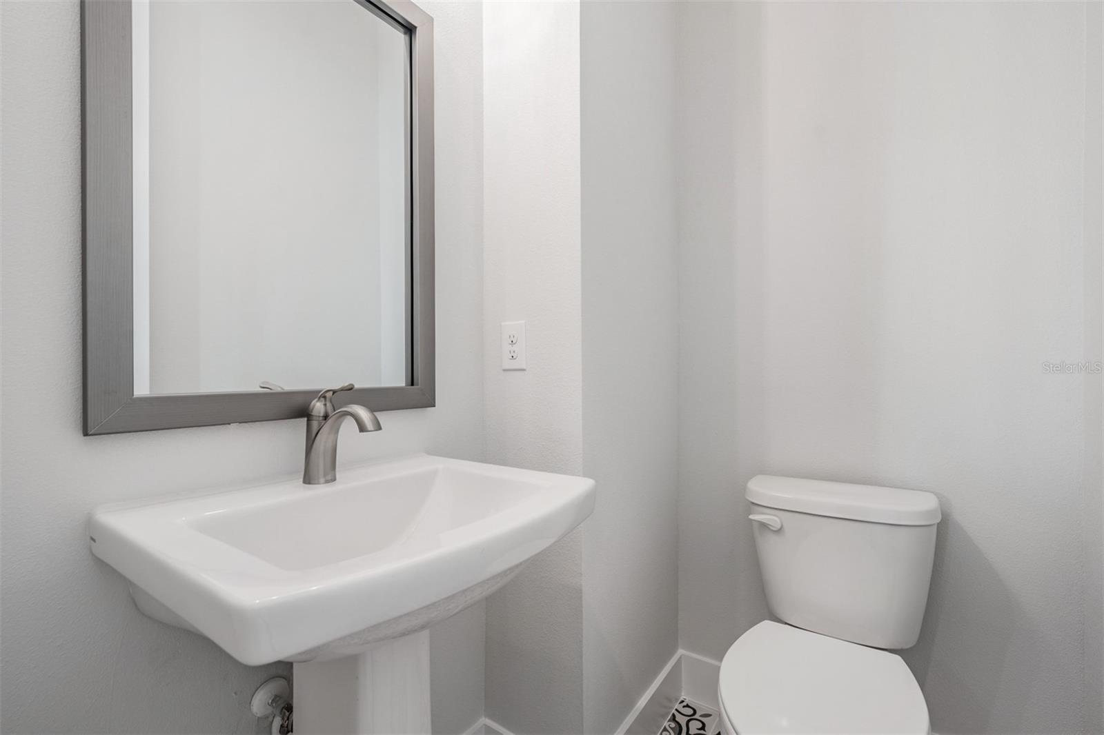 6605 N NEBRASKA AVE #6