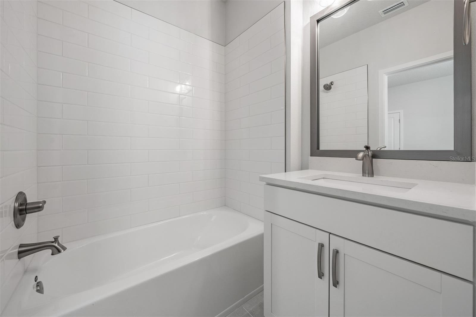 6605 N NEBRASKA AVE #6