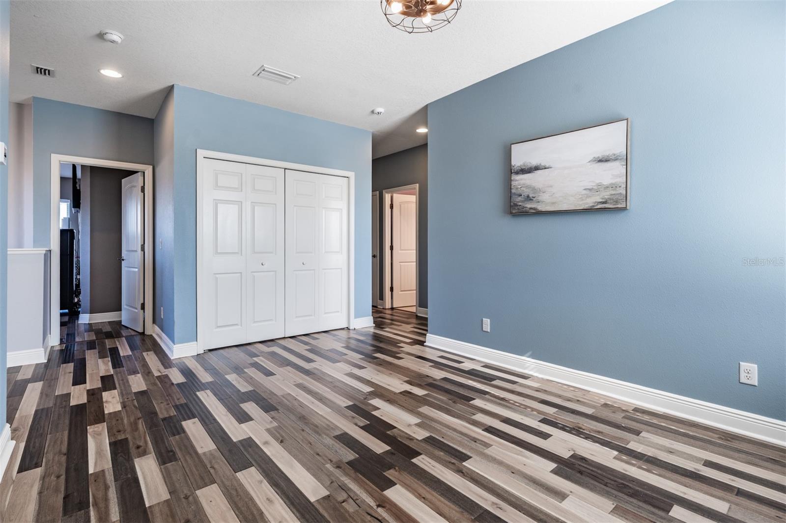 32401 NATURAL BRIDGE RD