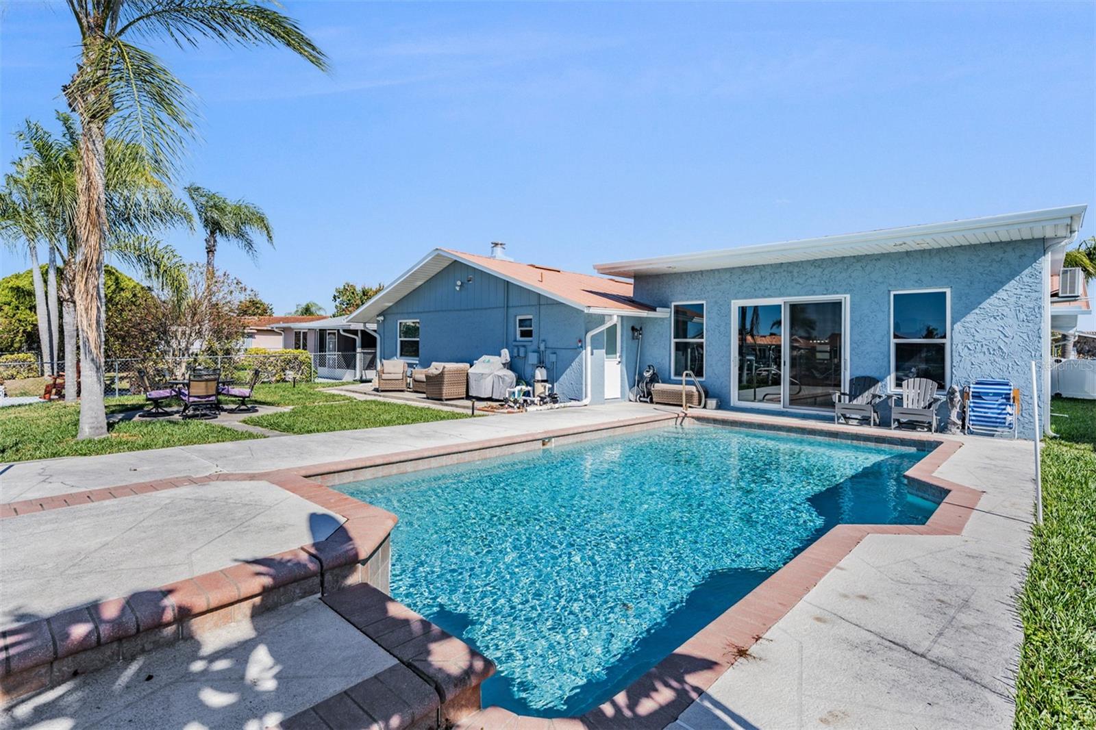 5001 MARLIN DR