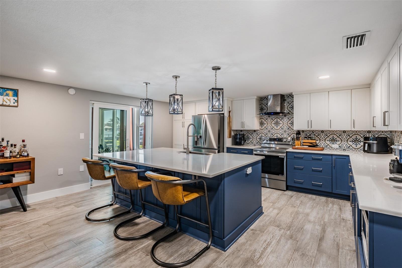 5001 MARLIN DR