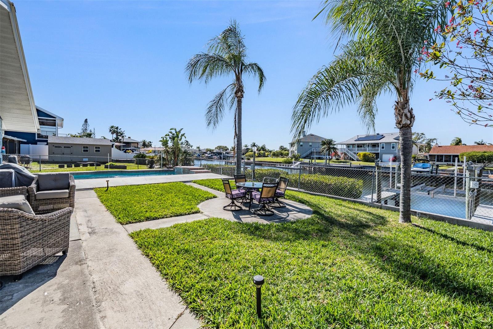 5001 MARLIN DR