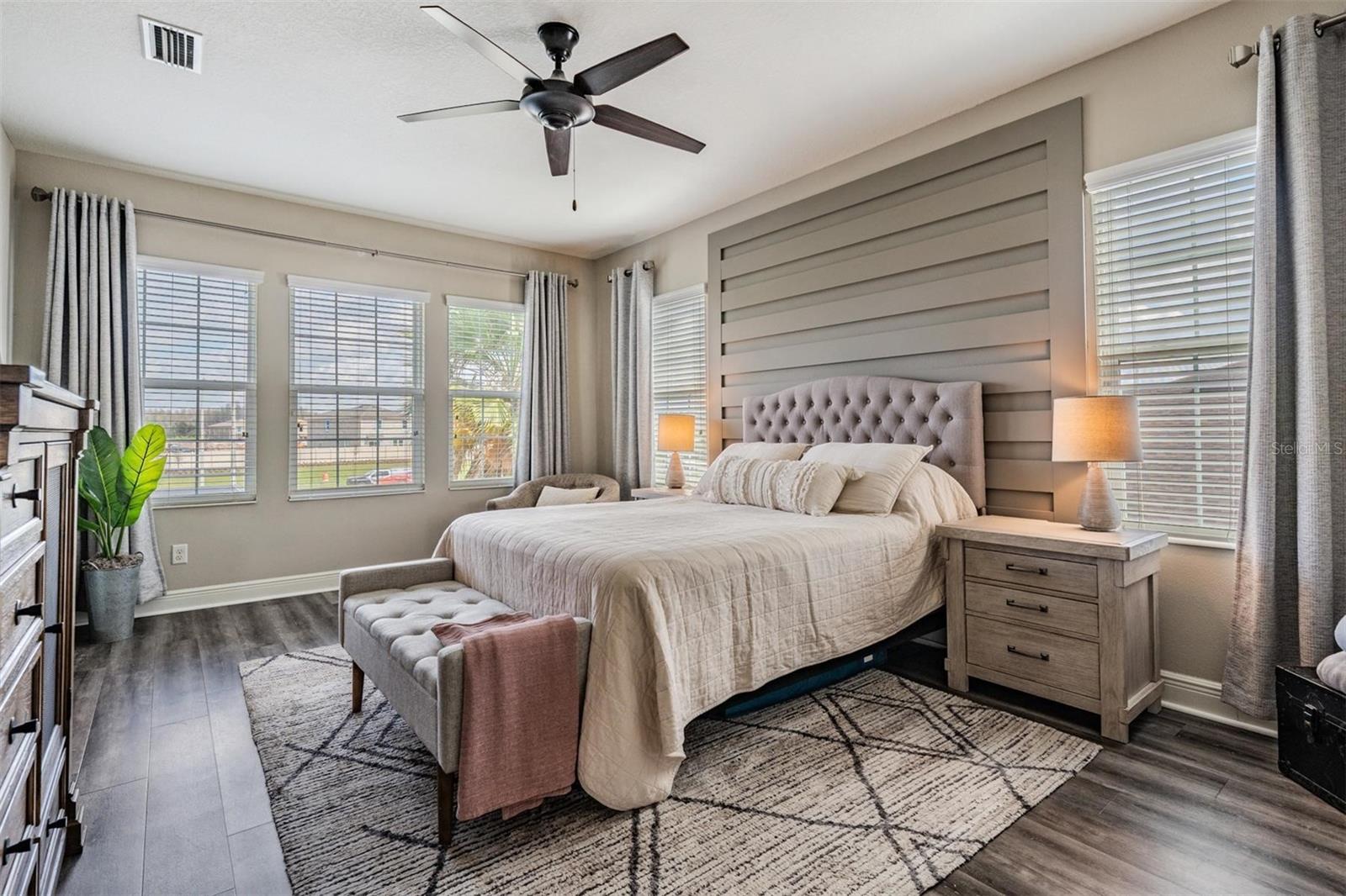 32383 NATURAL BRIDGE RD