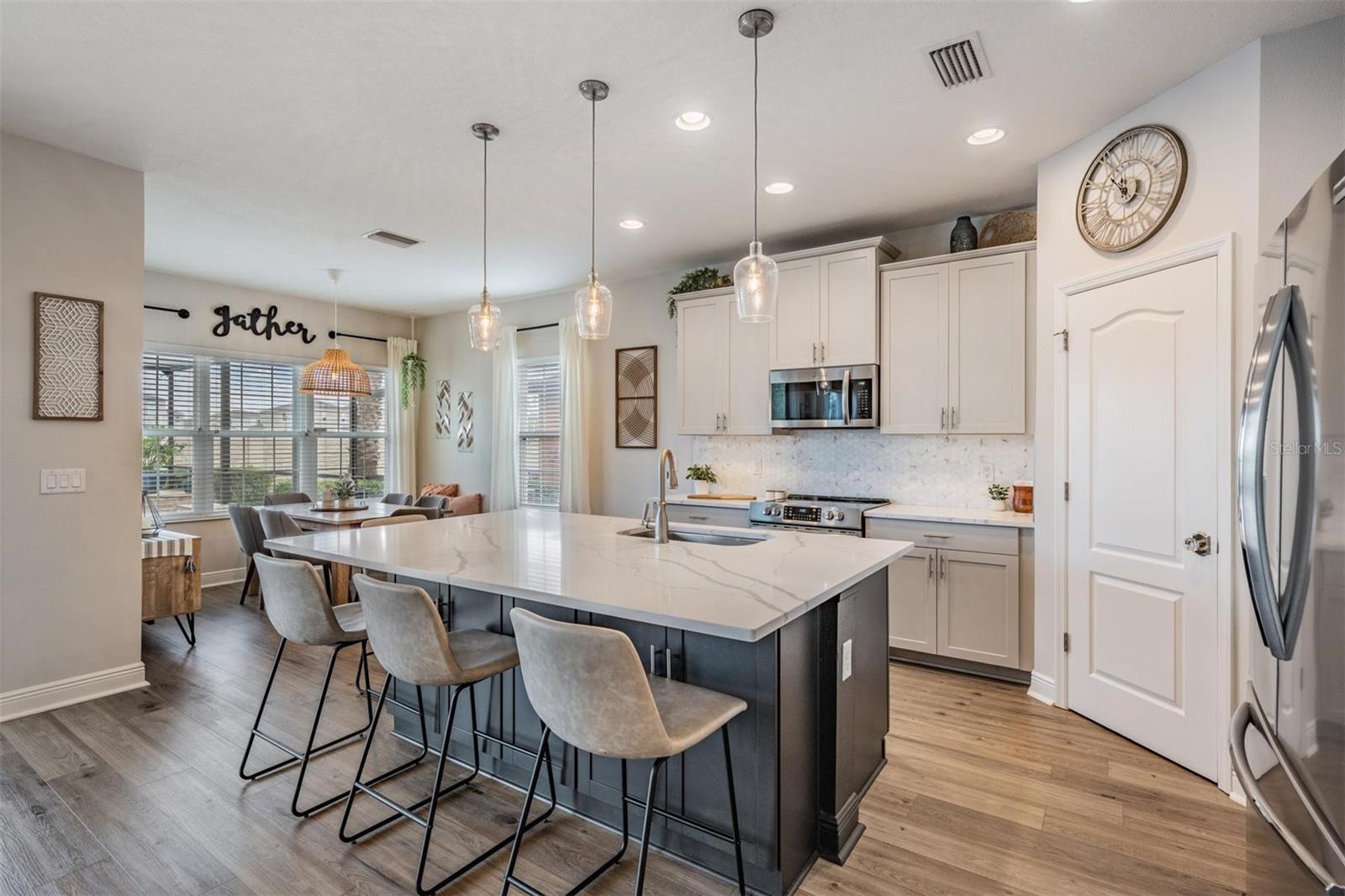 32383 NATURAL BRIDGE RD