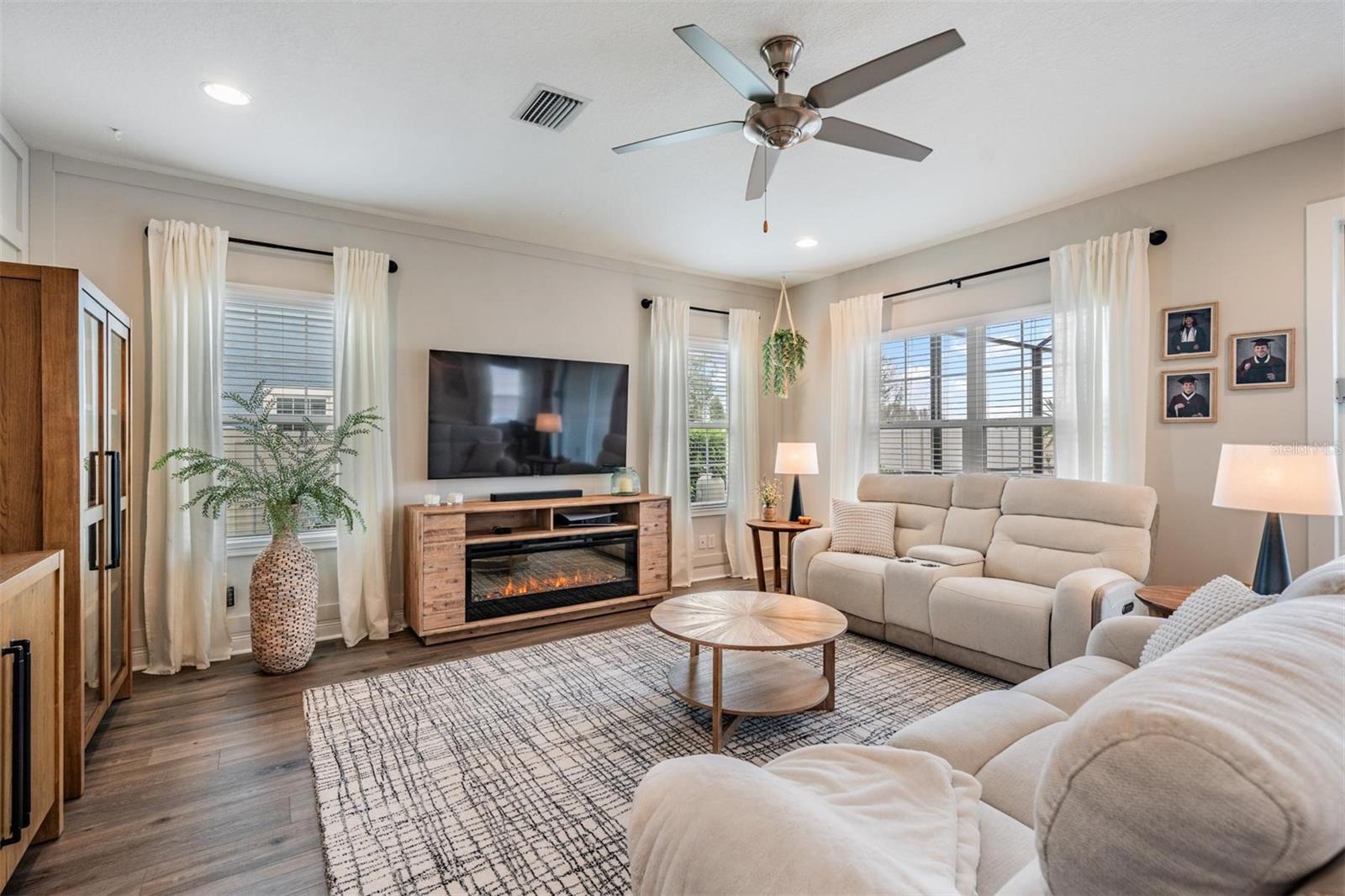 32383 NATURAL BRIDGE RD