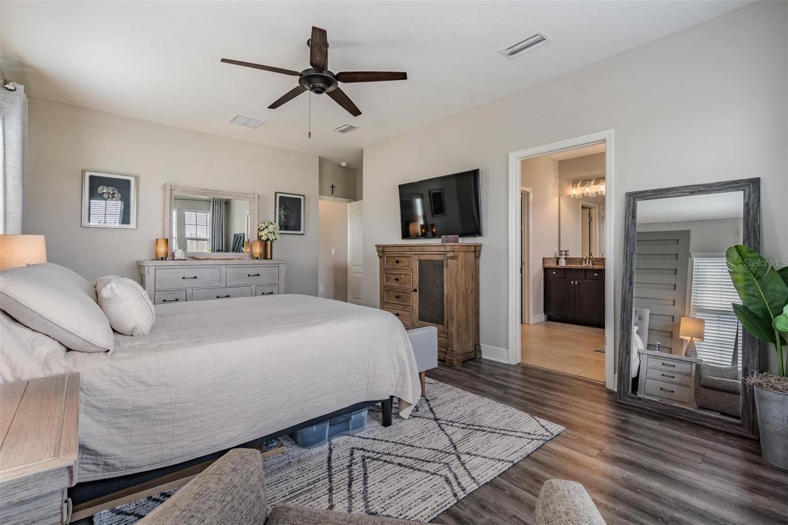 32383 NATURAL BRIDGE RD