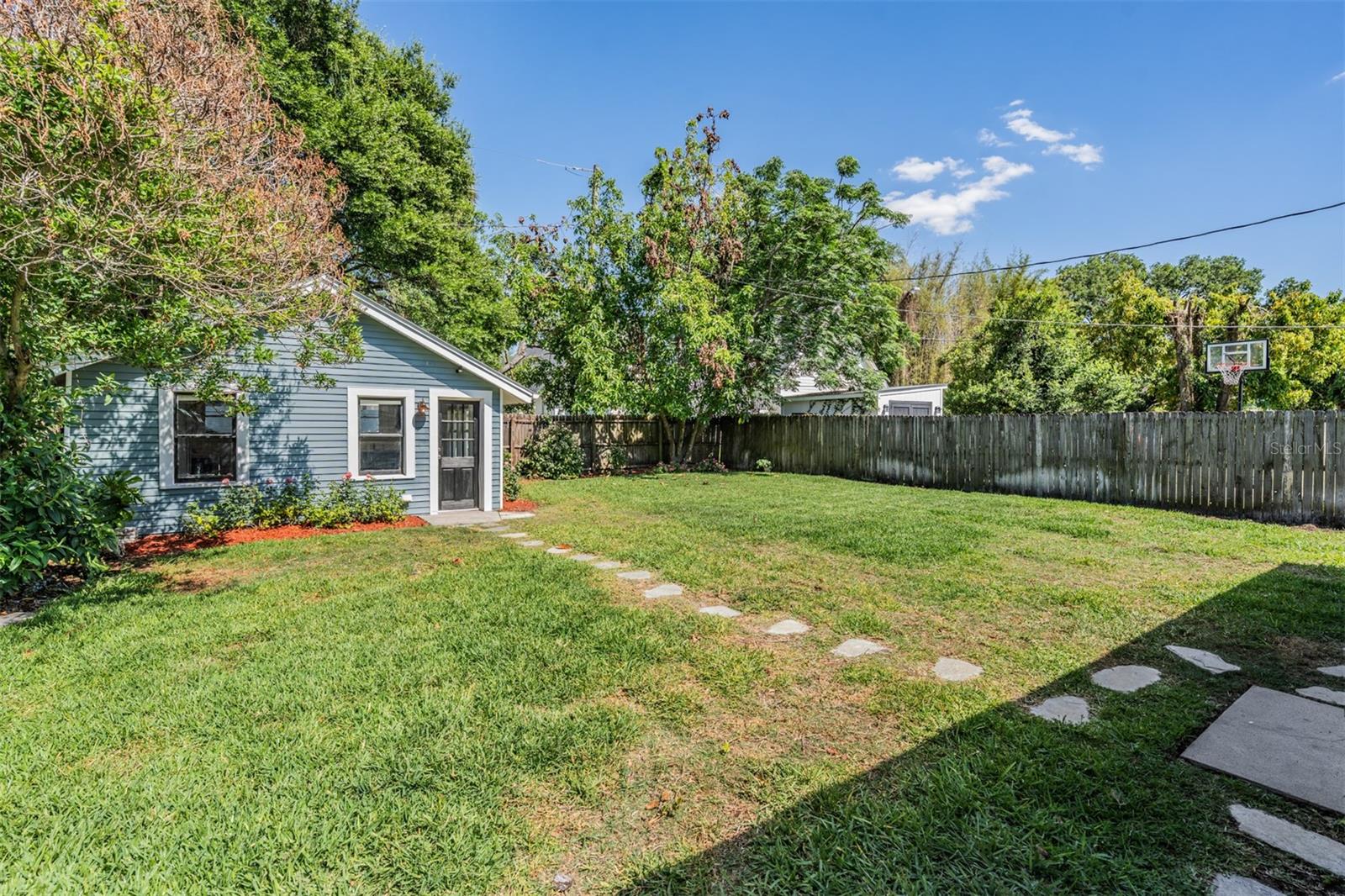 4109 N SEMINOLE AVE