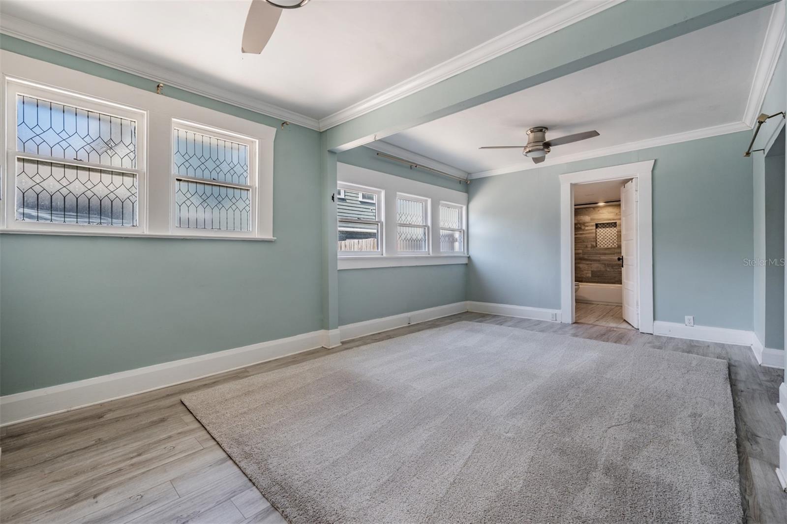 4109 N SEMINOLE AVE