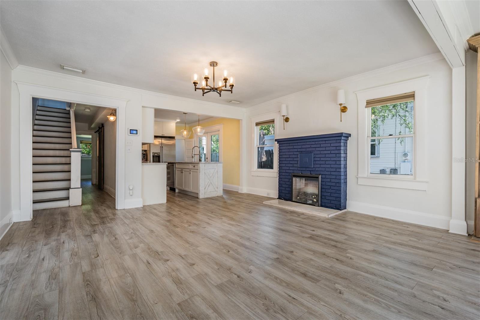 4109 N SEMINOLE AVE