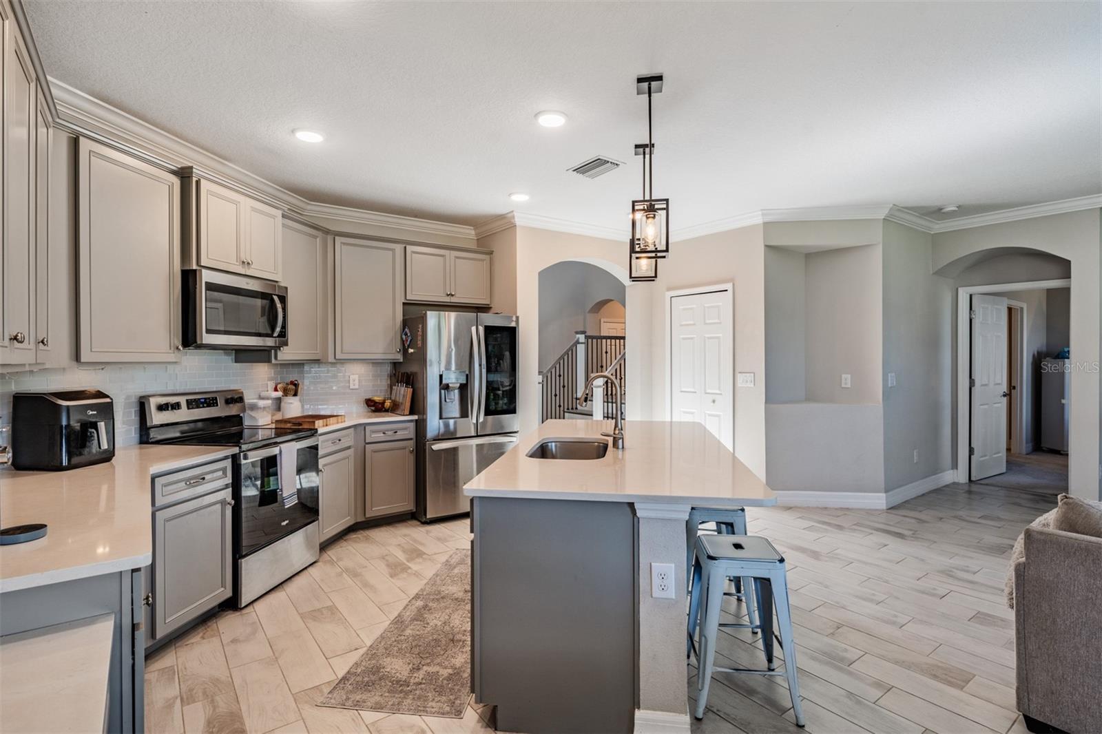 13418 LAKEVIEW OAKS LN