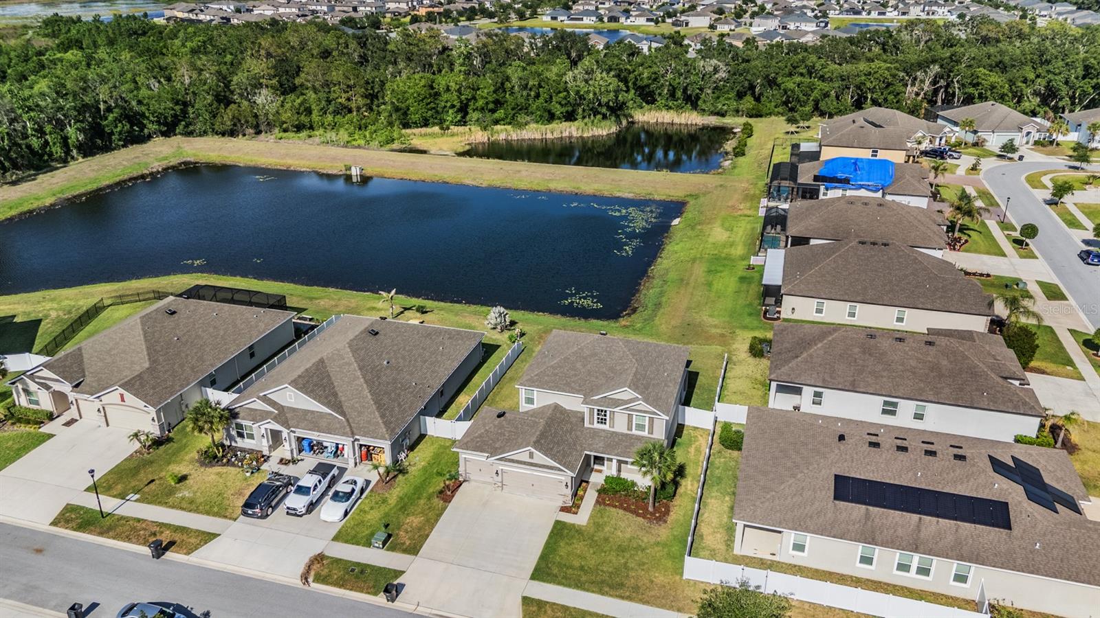 13418 LAKEVIEW OAKS LN