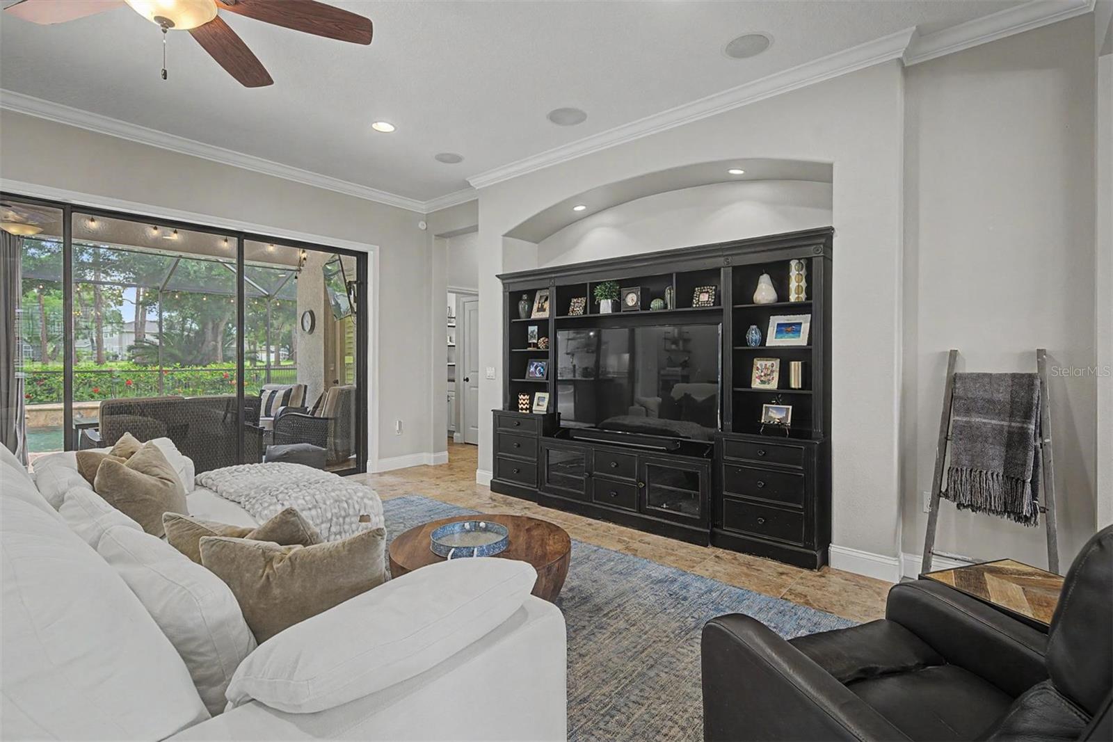 12422 EAGLES ENTRY DR