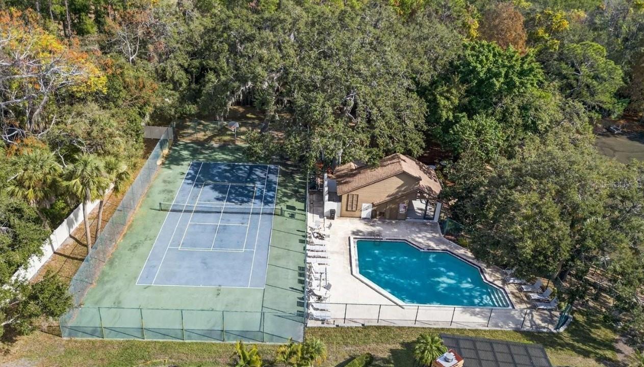 207 LIGHTHOUSE CT