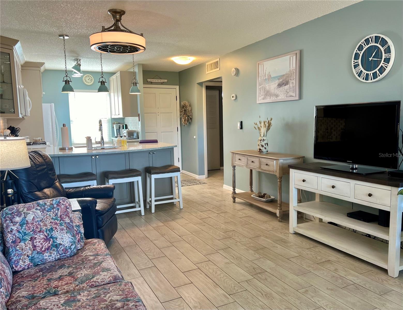 1519 MISSION HILLS BLVD #6C