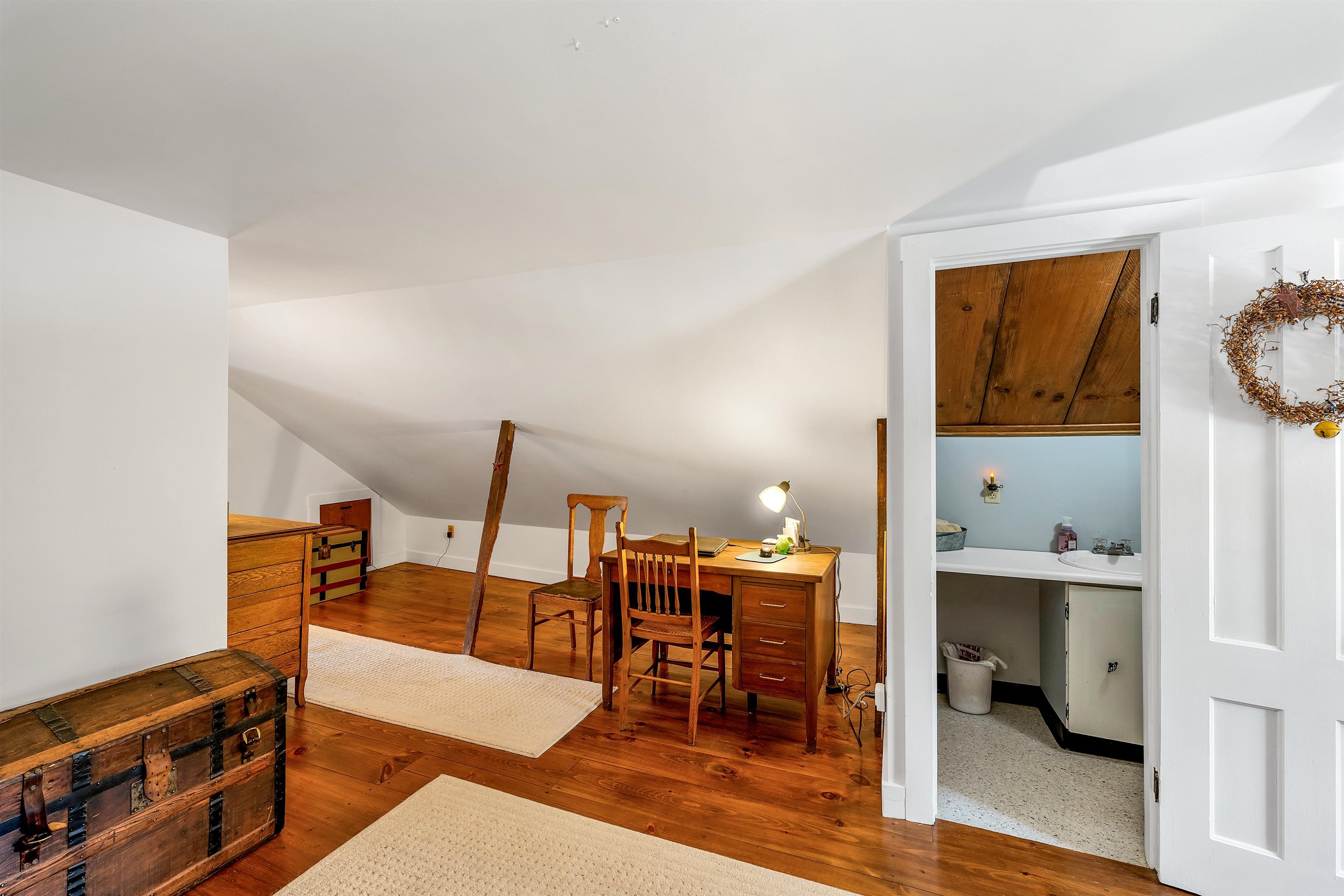 88 Harriman Hill Road