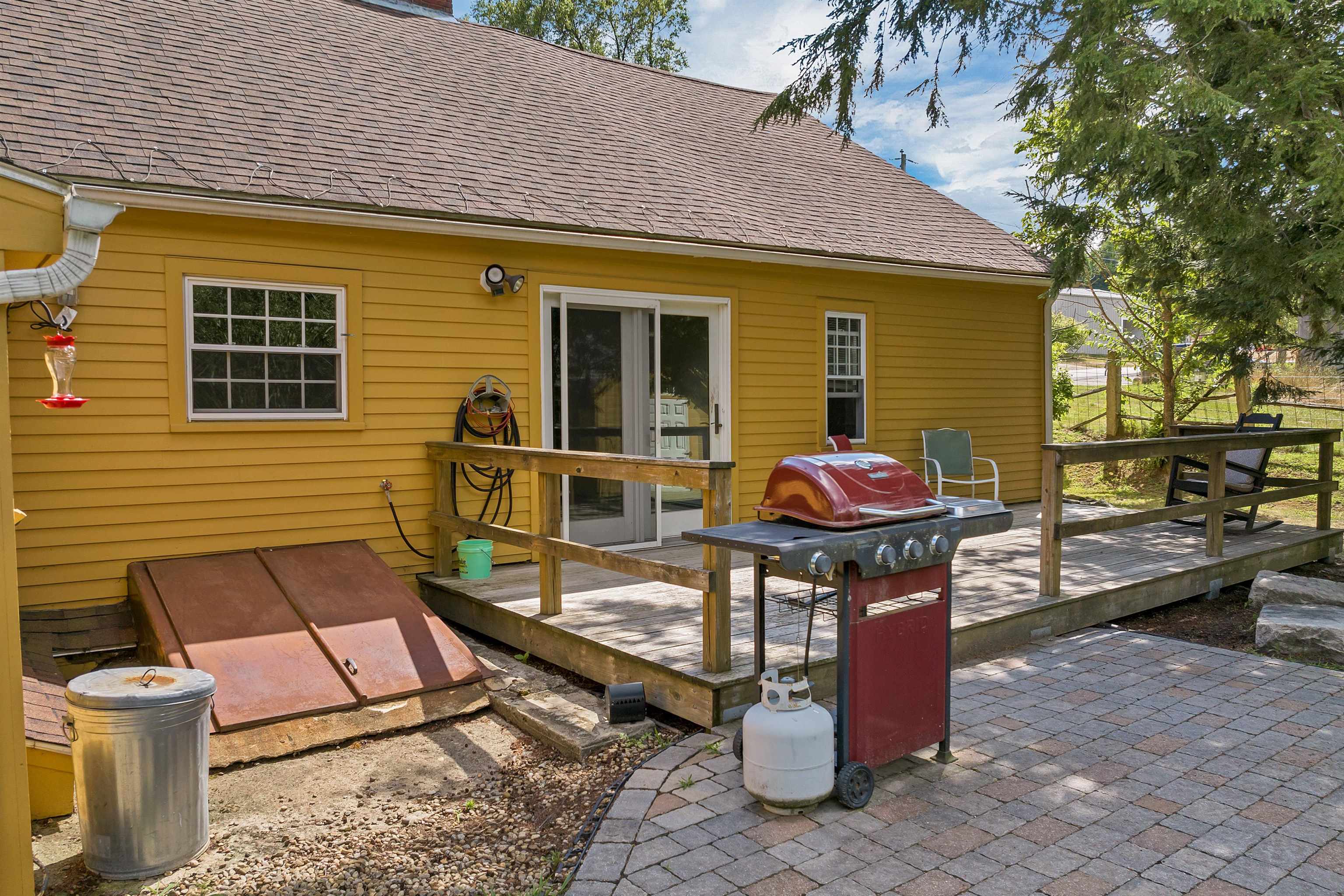 88 Harriman Hill Road