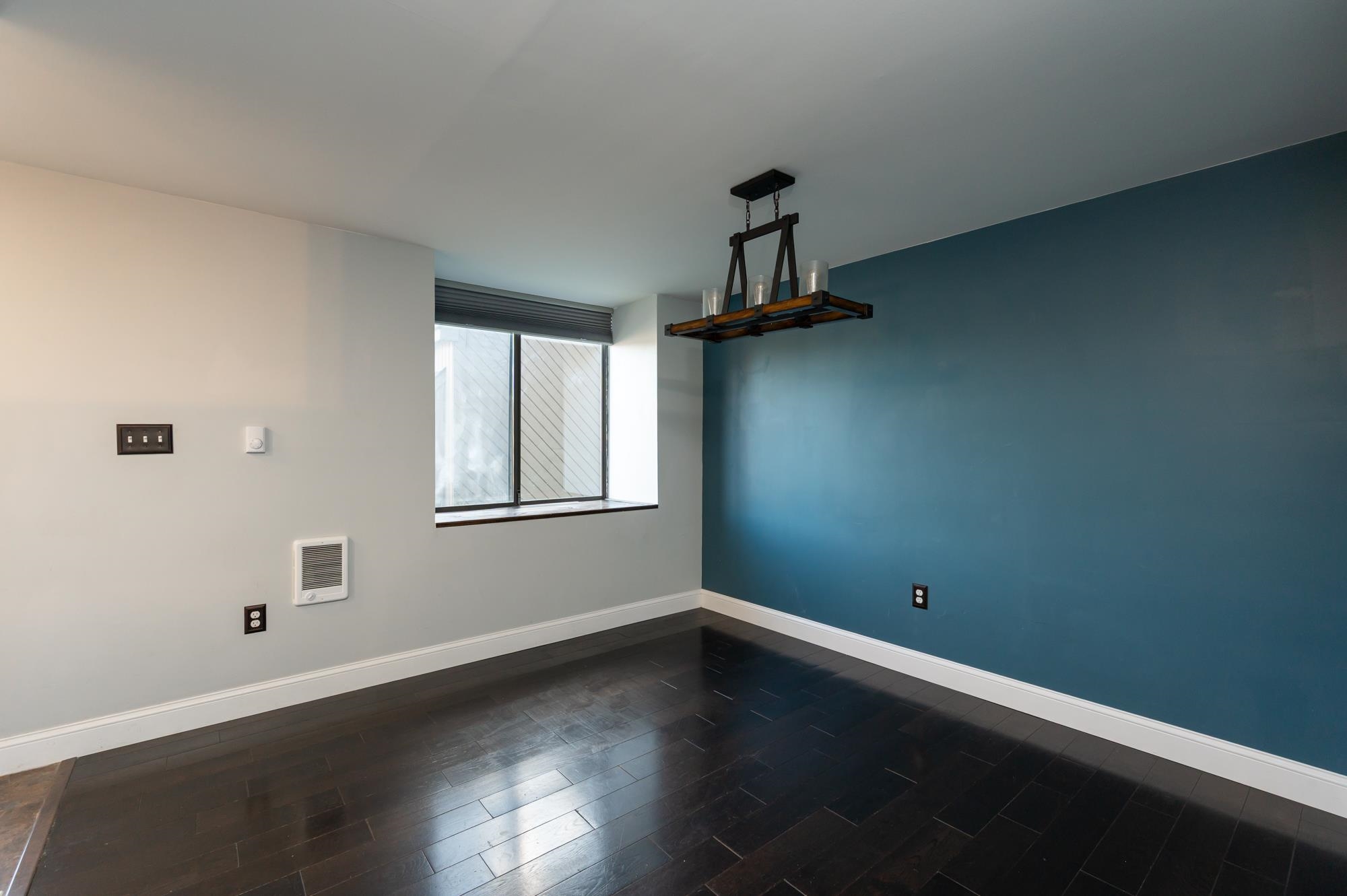 12 Clinton Court Unit: 12