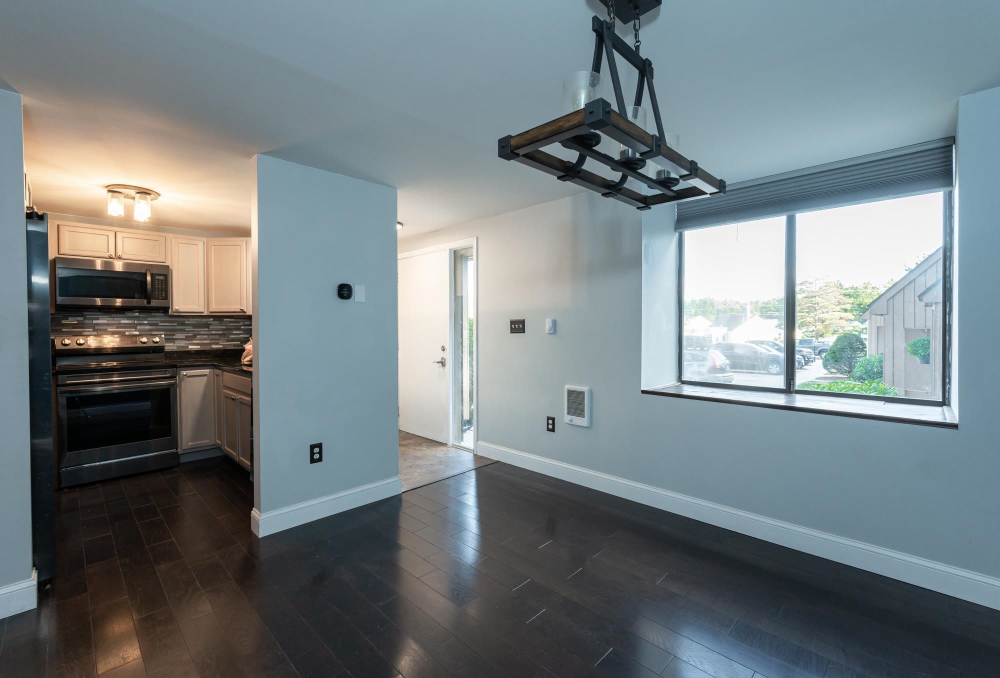 12 Clinton Court Unit: 12