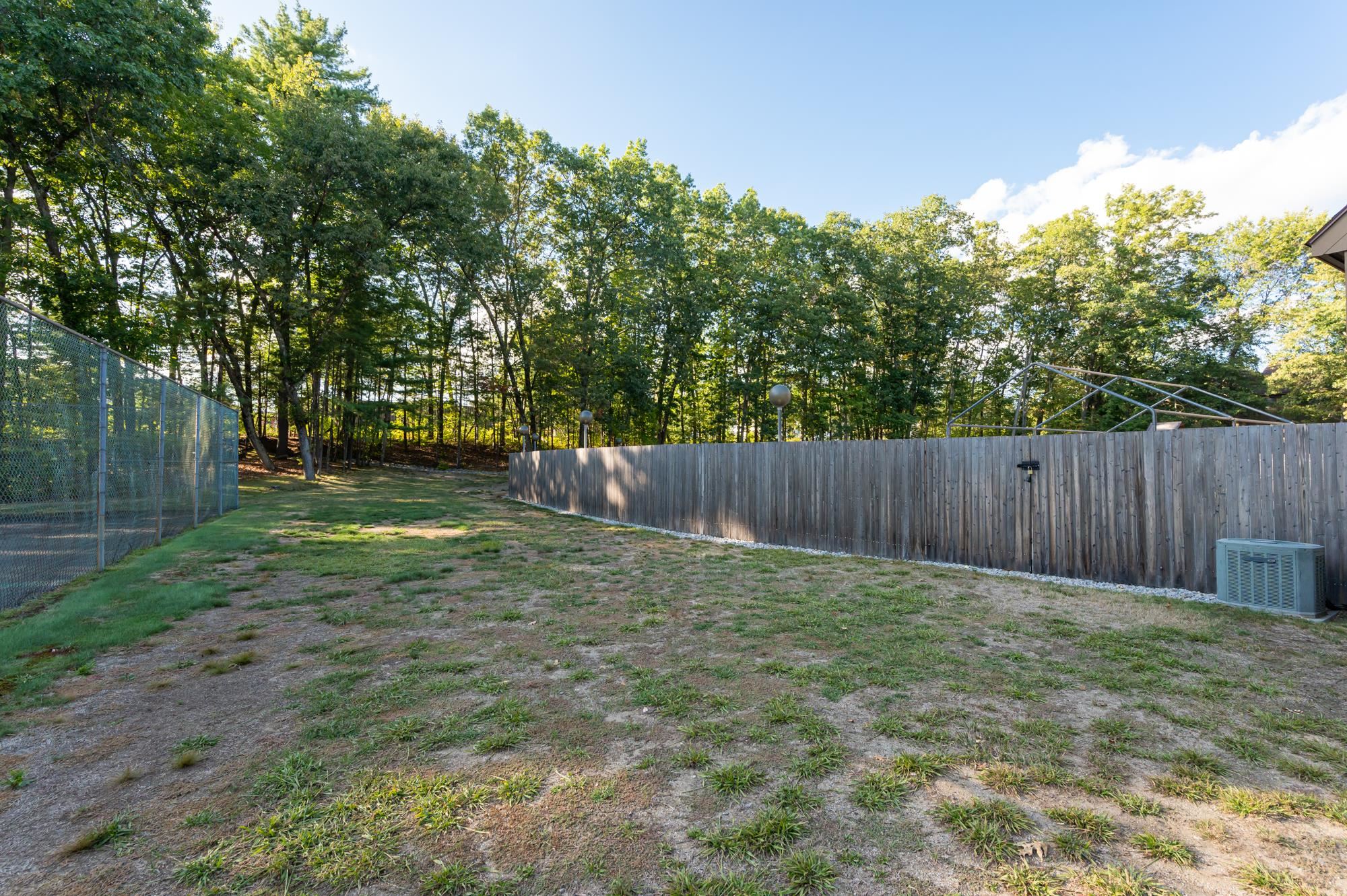 12 Clinton Court Unit: 12