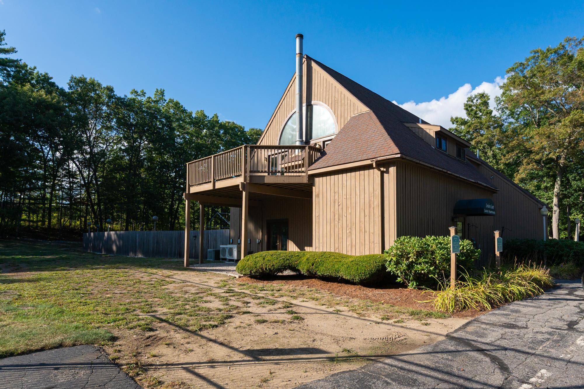 12 Clinton Court Unit: 12