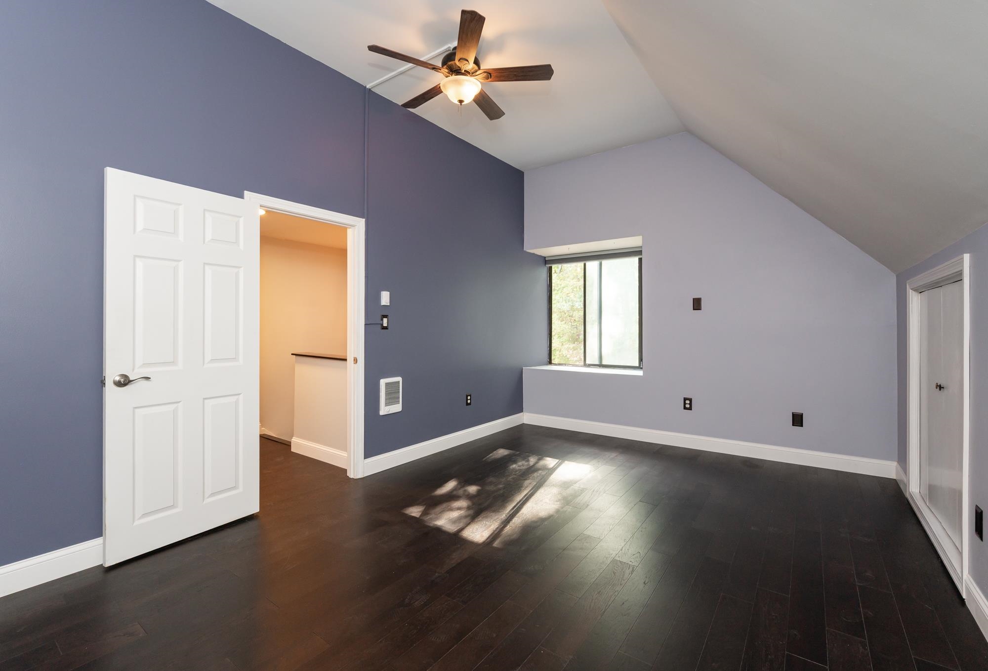 12 Clinton Court Unit: 12