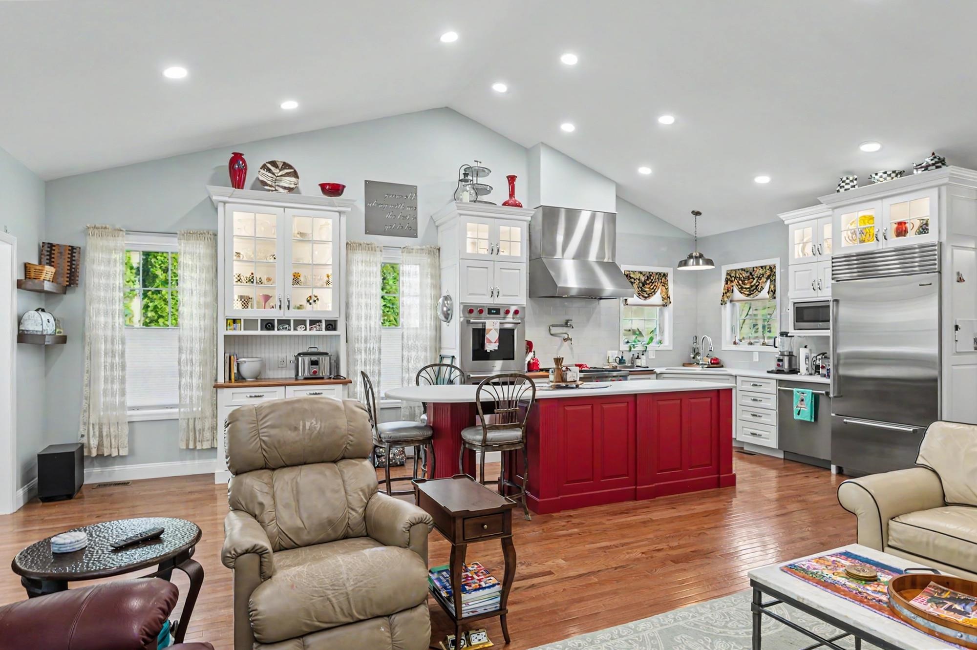 16 Nevins Drive