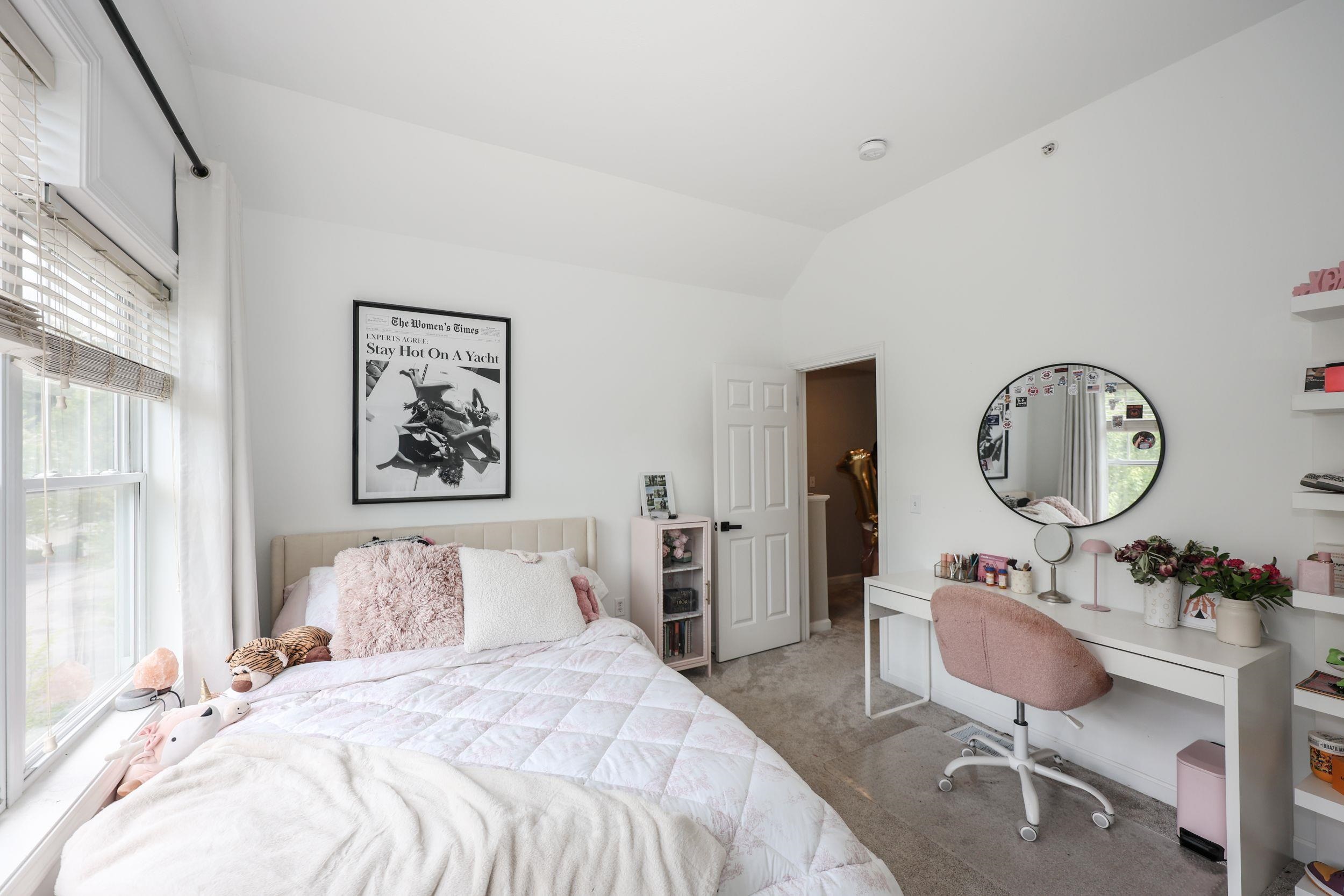 23 Hackett Hill Road Unit: 41
