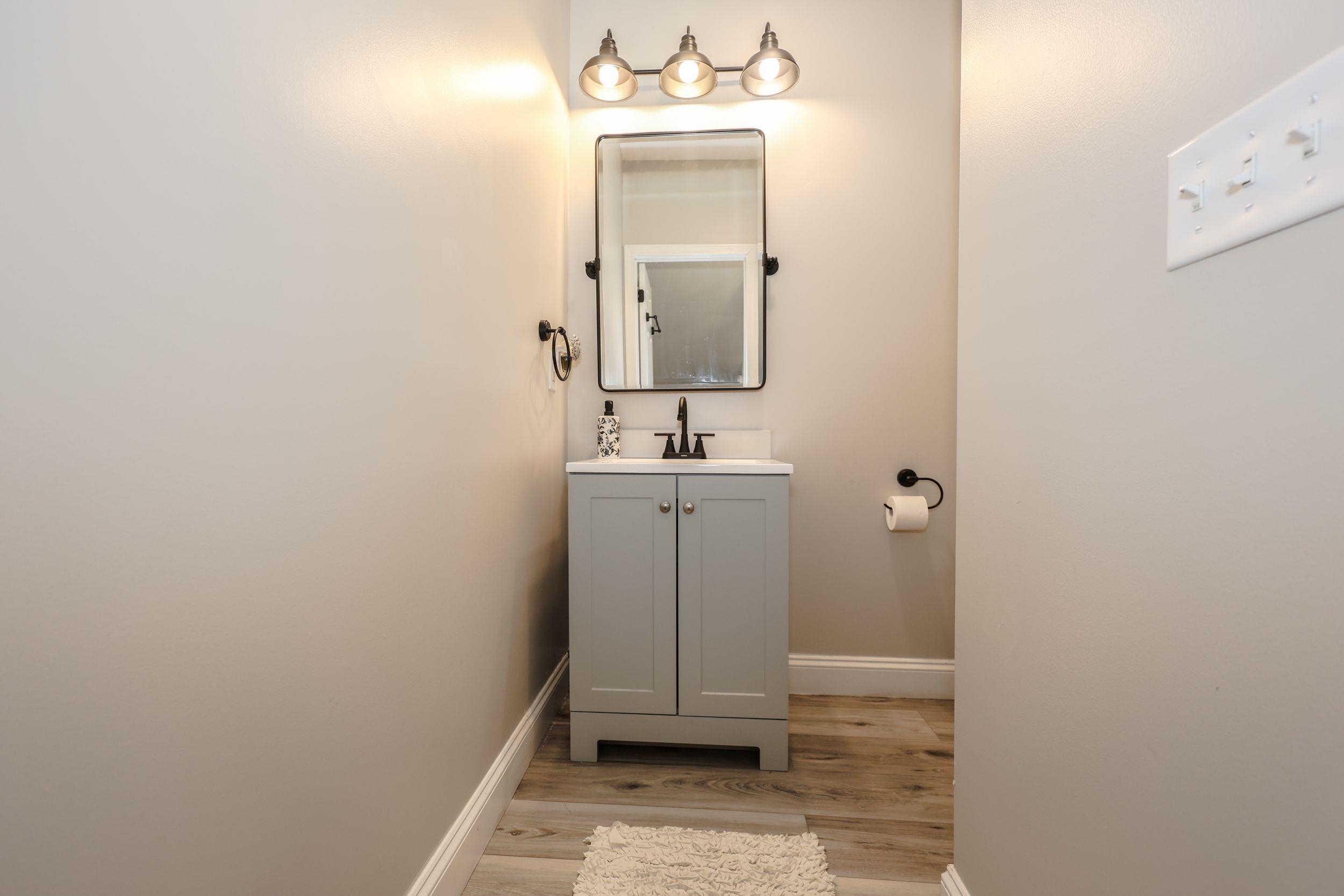 23 Hackett Hill Road Unit: 41