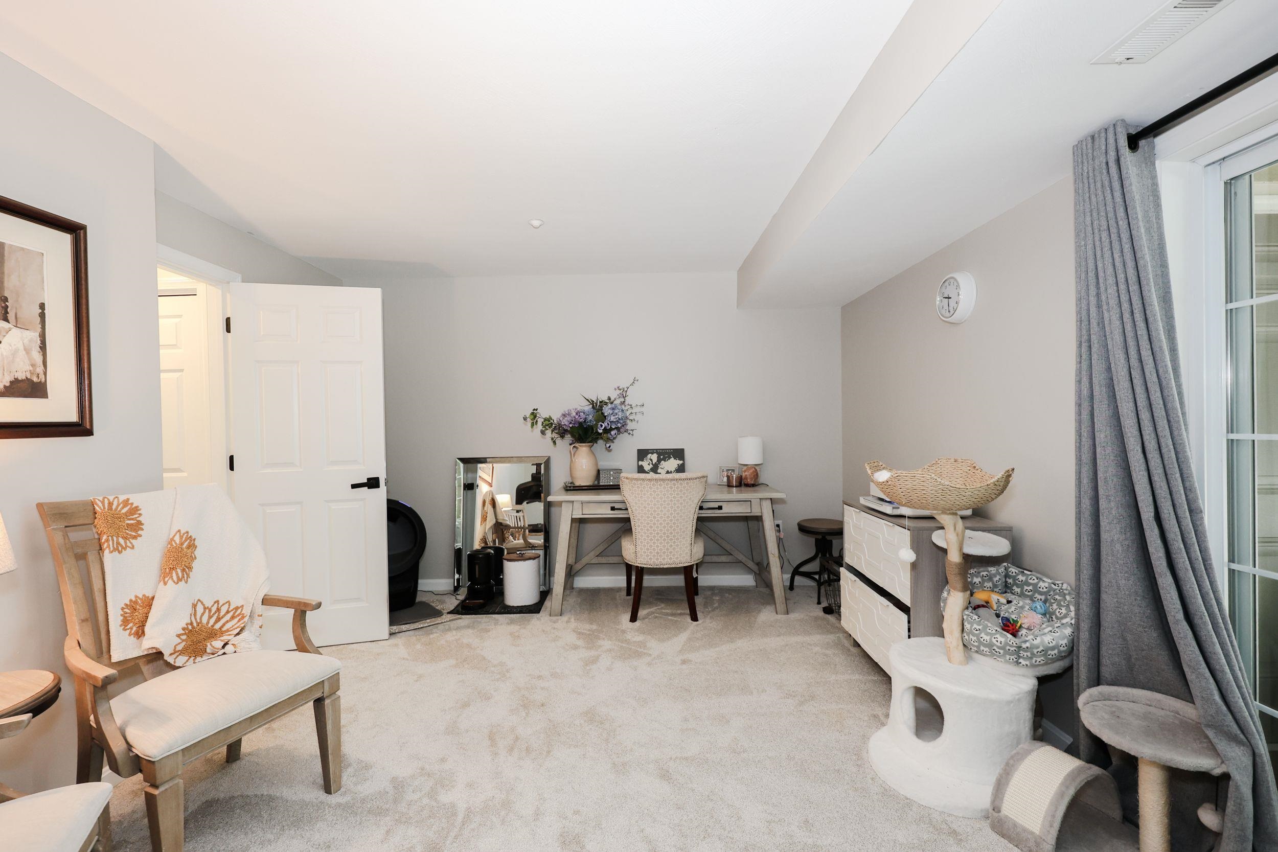 23 Hackett Hill Road Unit: 41