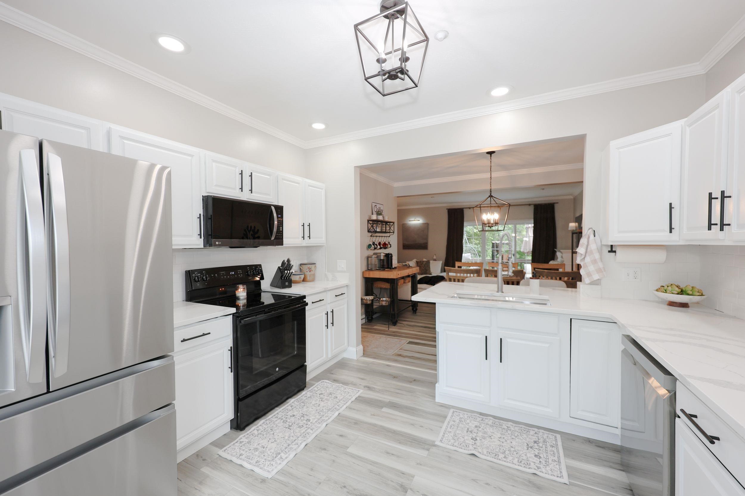 23 Hackett Hill Road Unit: 41