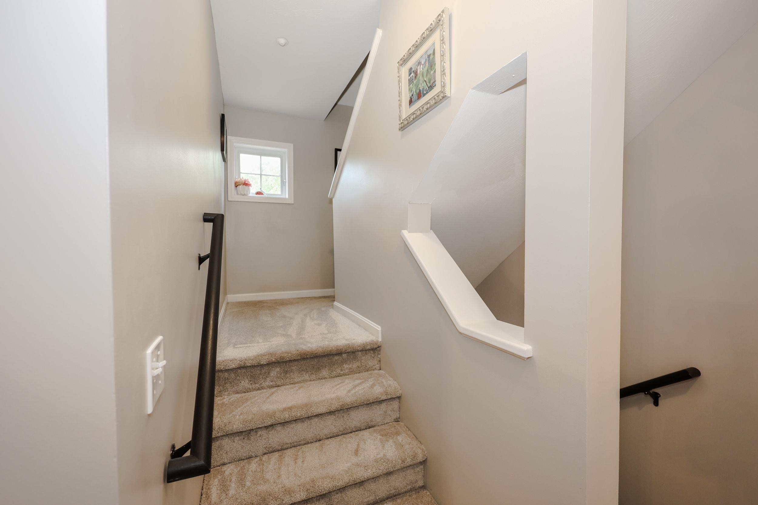 23 Hackett Hill Road Unit: 41
