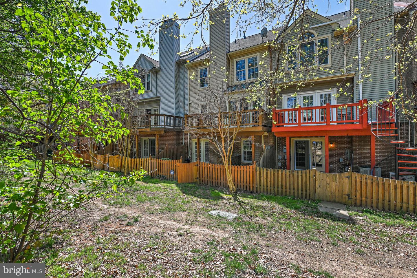3809 Inverness Rd
