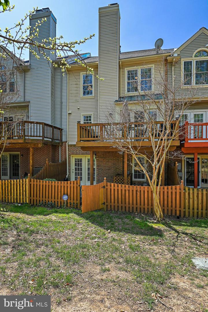 3809 Inverness Rd
