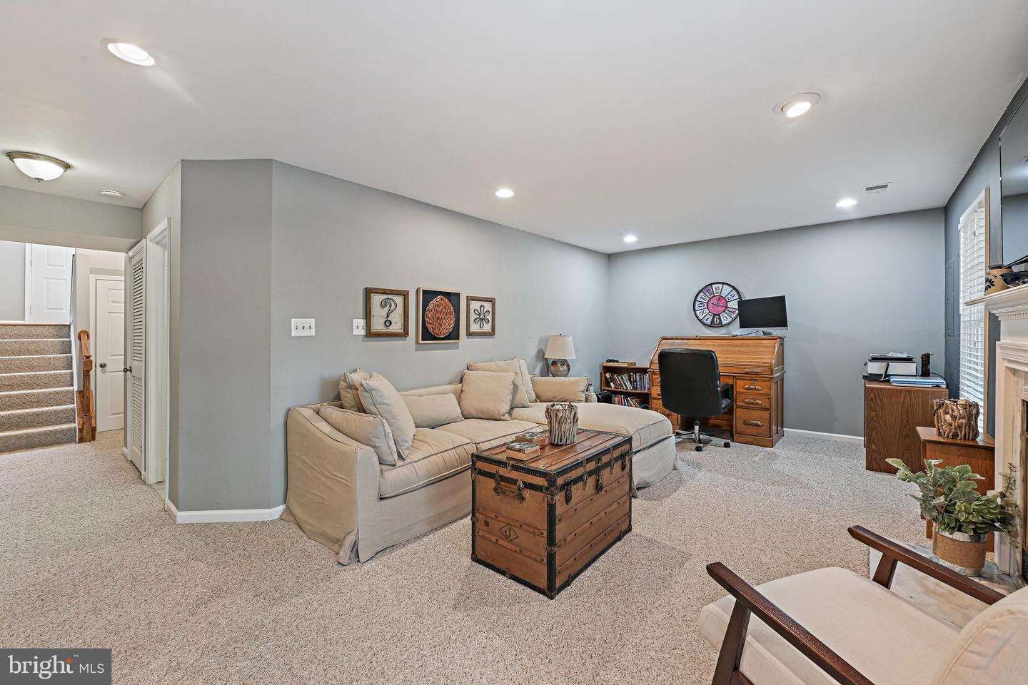 3809 Inverness Rd