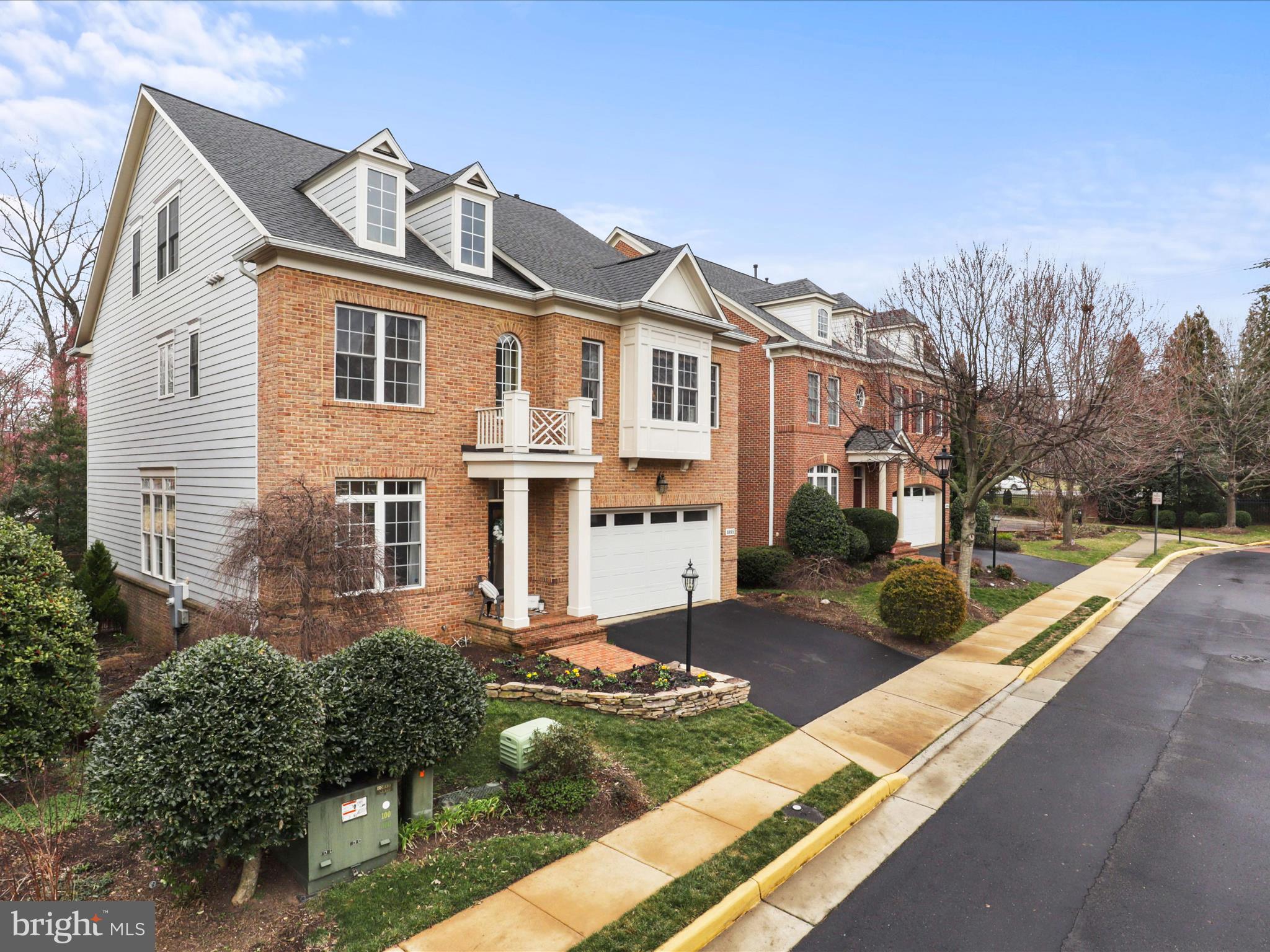 8895 Olive Mae Cir