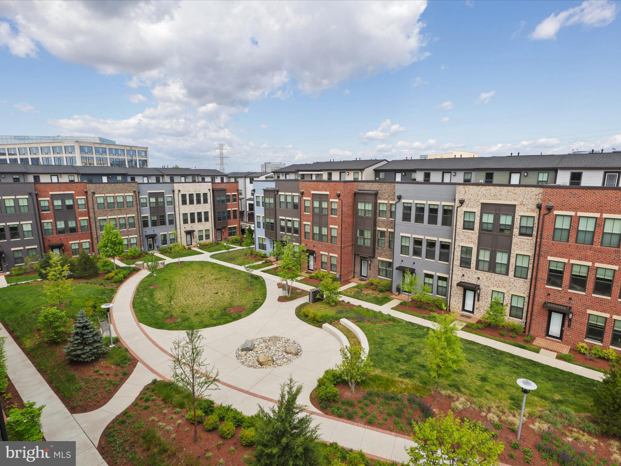13043 Hattontown Sq