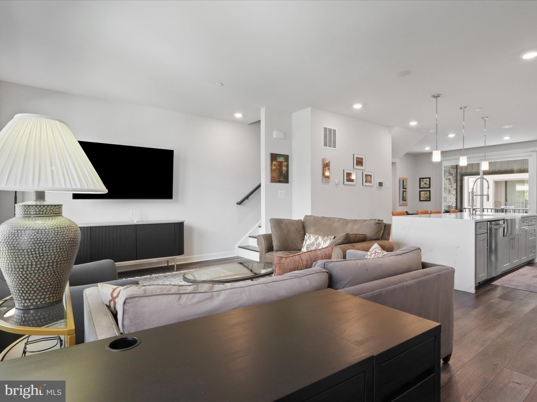13043 Hattontown Sq